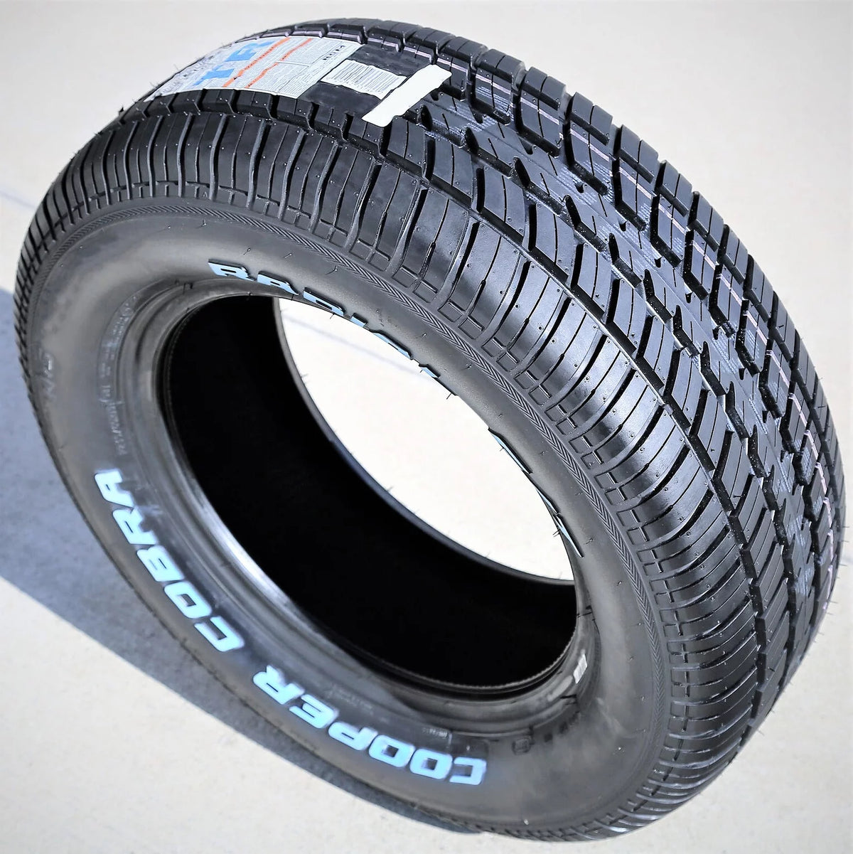 All Season P235/60R14 96T Passenger Tire U5730