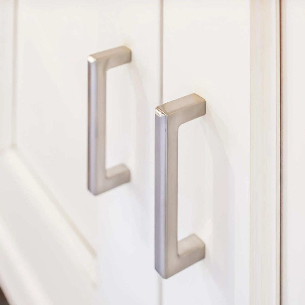 Polished Chrome 18" Bar Handle Kitchen Cabinet Hardware R242669