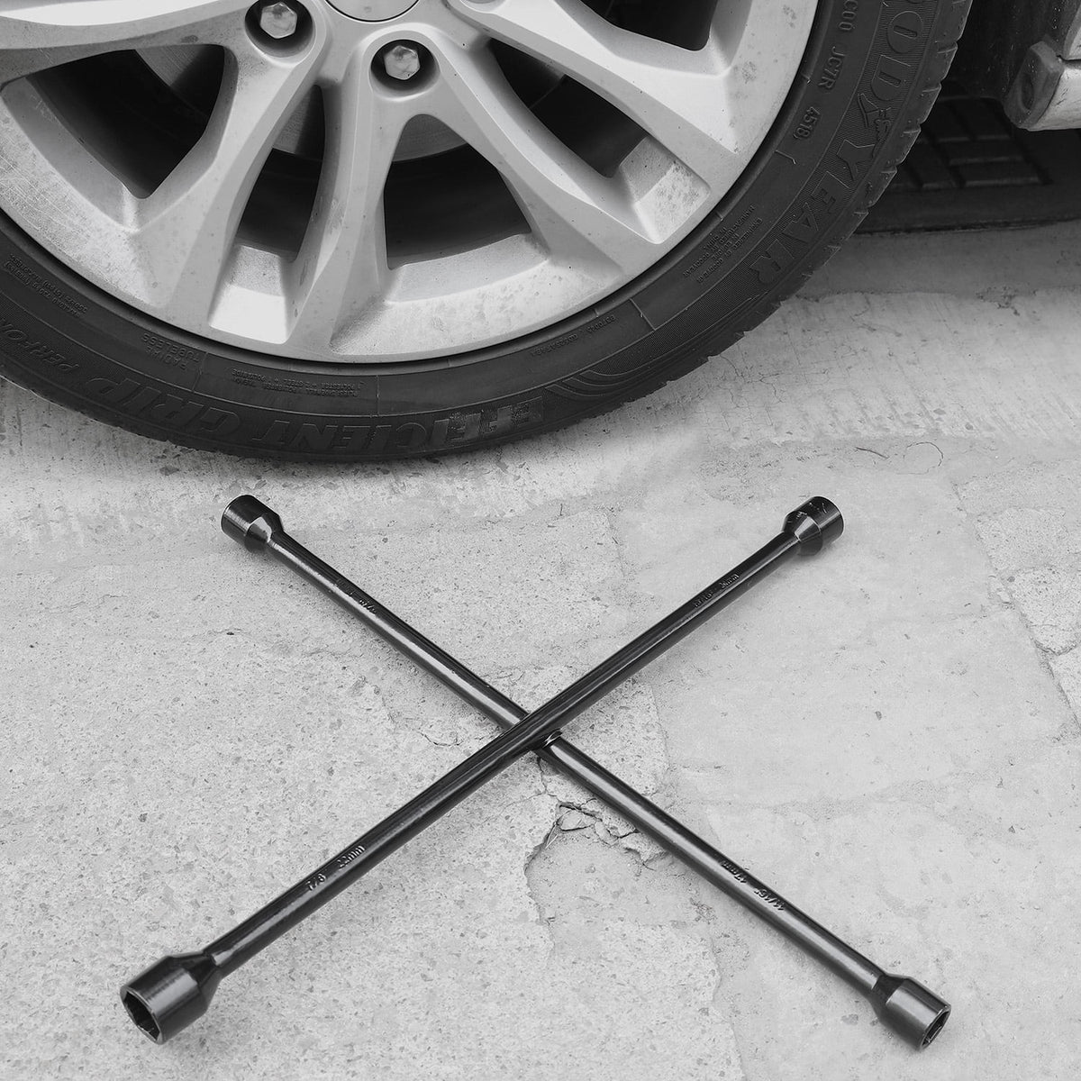 20-inch Carbon Steel Lug Wrench B550546