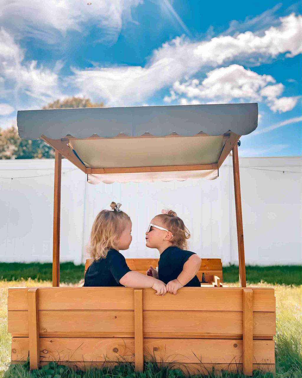 47'' Wooden Sandbox with Lid and Bench Y40458