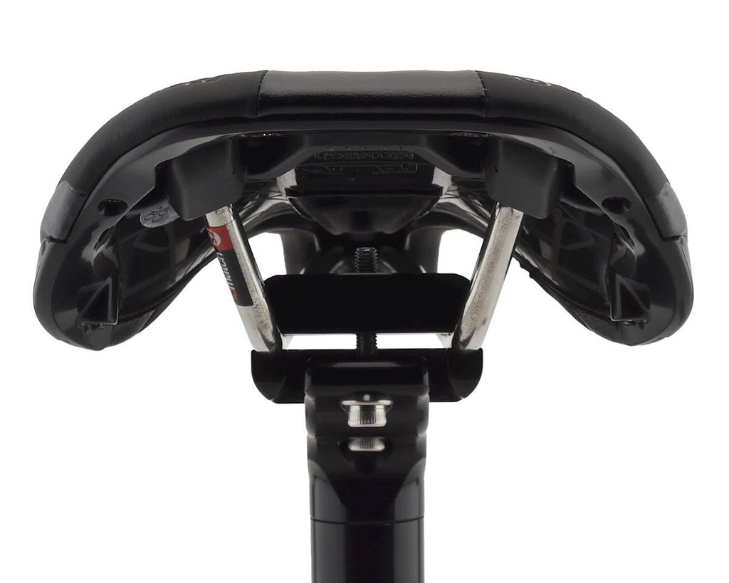 Black Saddle K223265