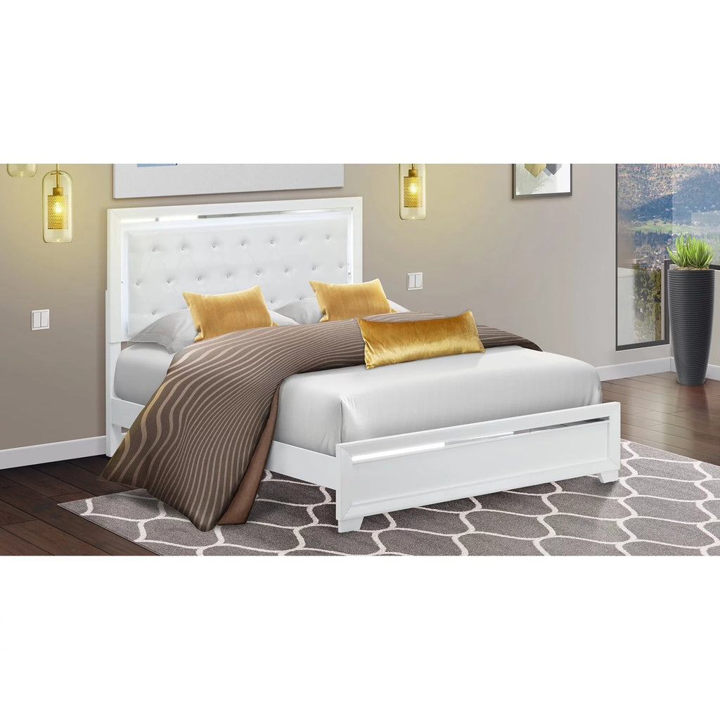 White Wood Queen Bed with Adjustable Slat P435425