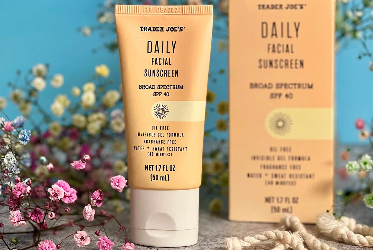 Daily Facial Sunscreen Broad Spectrum SPF 40 Oil Free Invisible Gel Formula, 1.70 Fl Oz E371