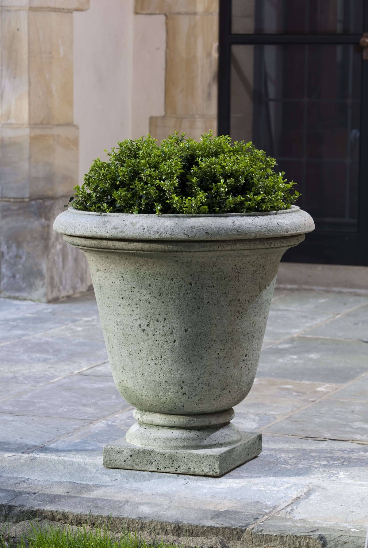 Brown Stone Urn F290