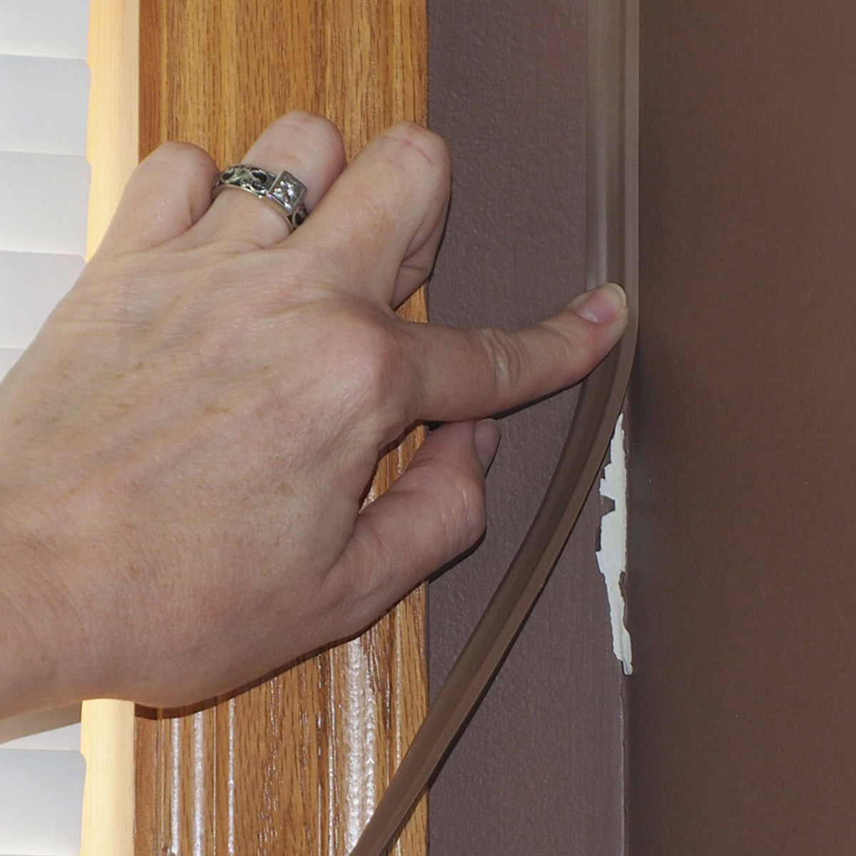 3/4 inch Flexible Trim Moulding Caulk Strips, Dark Brown, 50 ft G809895