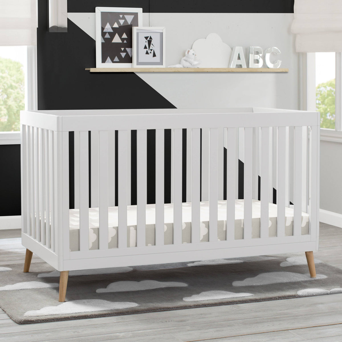 4-in-1 Convertible Crib Q62437