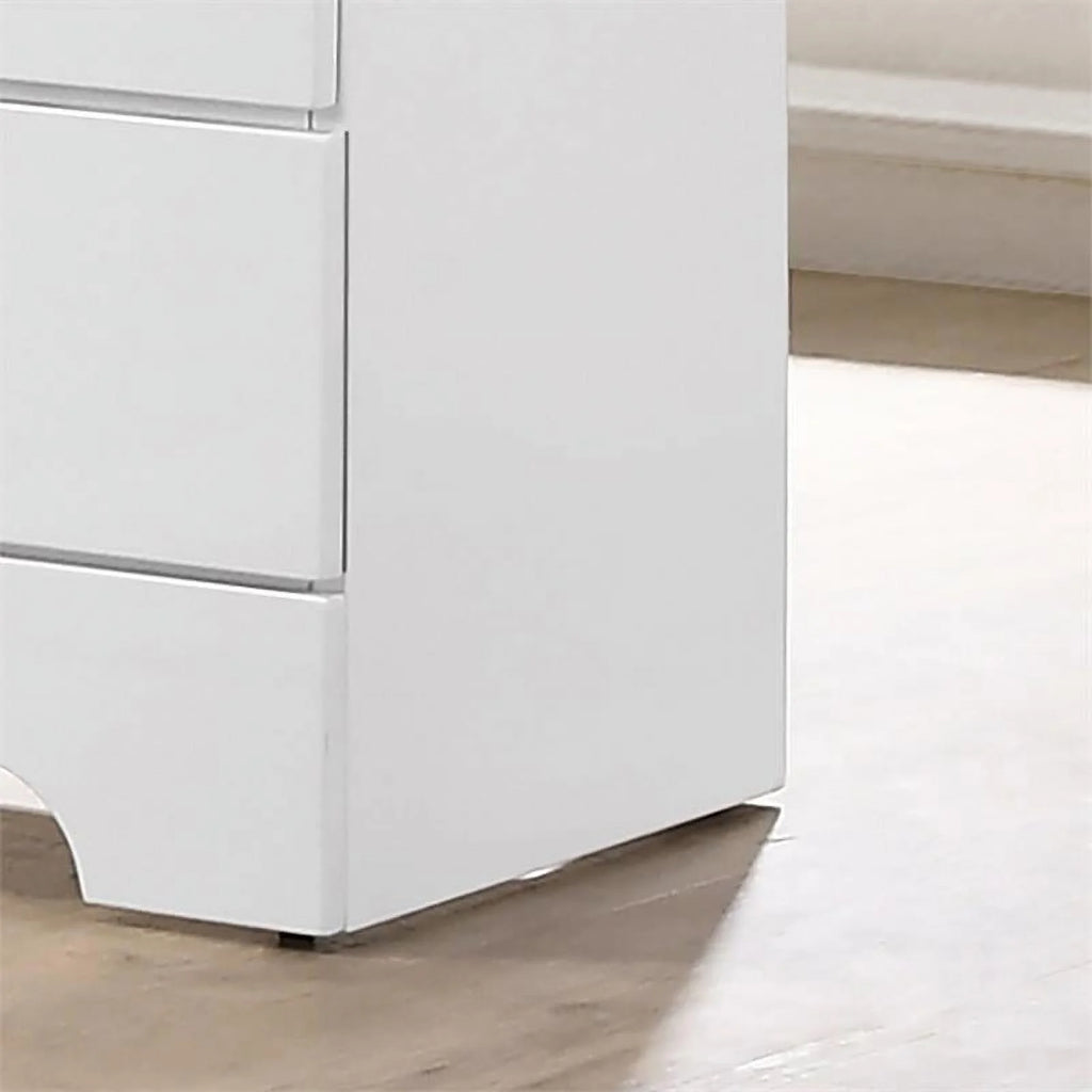 White Wood 2-Drawer Nightstand U8247