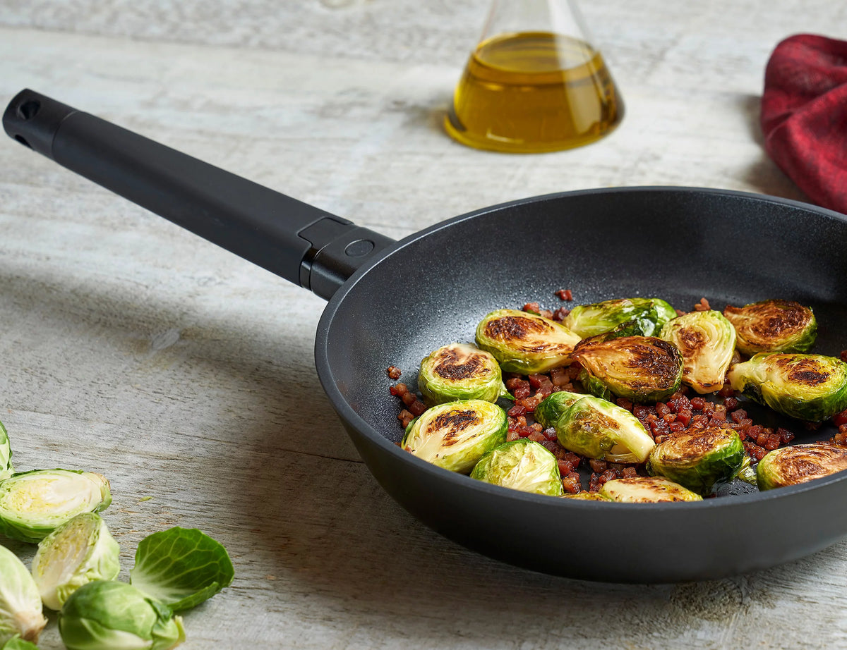 2pc Cast Aluminum Ceramic Nonstick Skillet Set M7908